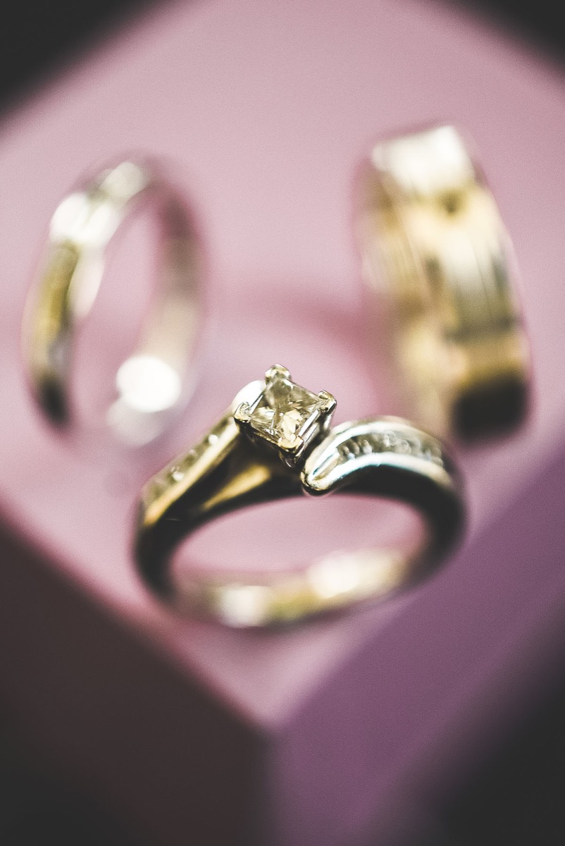 Stunning Engagement And Wedding Ring Photo Ideas – ShootDotEdit