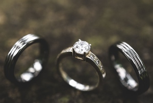 A Simple Engagement and Wedding Ring Shot Using Blue-Tak